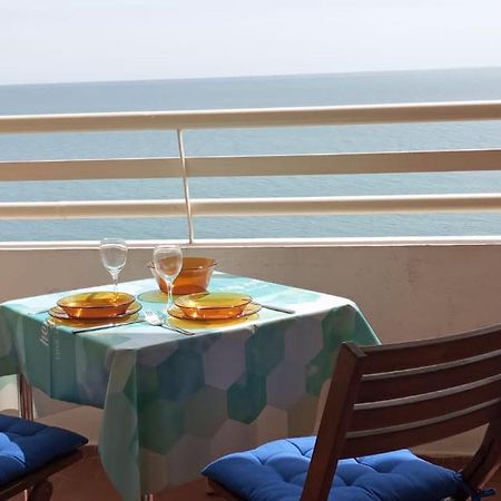 Seafront Apartment With Open-Air Heated Pool Fuengirola Exteriör bild