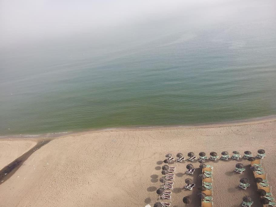 Seafront Apartment With Open-Air Heated Pool Fuengirola Exteriör bild