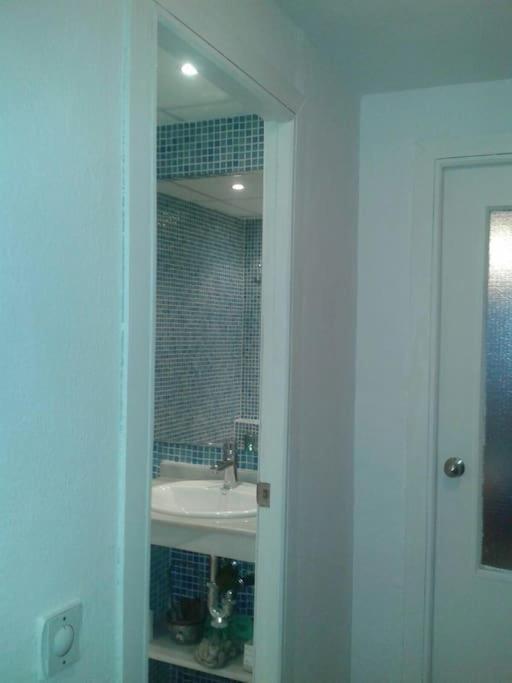 Seafront Apartment With Open-Air Heated Pool Fuengirola Exteriör bild